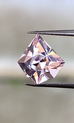 ᴬᵀᵞᴾᴵᶜᴬᴸ PINK PEACH SAPPHIRE 2.73ct🌱
