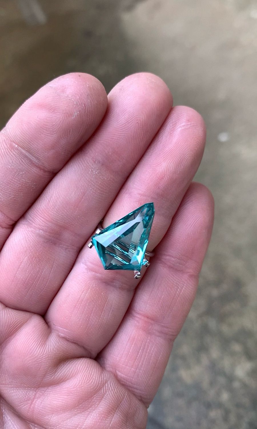 ᴬᵀᵞᴾᴵᶜᴬᴸ MALDIVES SAPPHIRE 13.94ct🌱