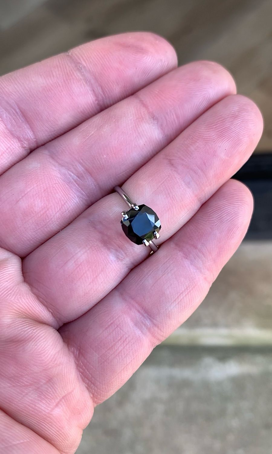 ᴬᵀᵞᴾᴵᶜᴬᴸ BLACK SPINEL 2.74ct