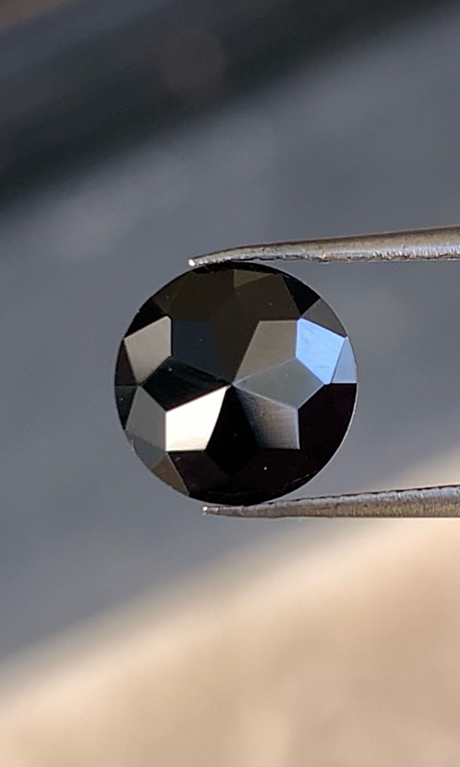 ᴬᵀᵞᴾᴵᶜᴬᴸ BLACK SPINEL 1.79ct