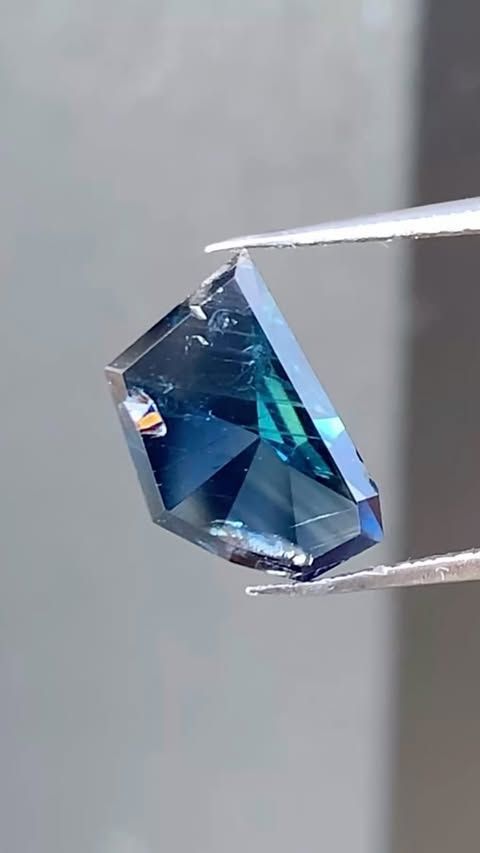 ᴬᵀᵞᴾᴵᶜᴬᴸ KENYAN SAPPHIRE 1.46ct