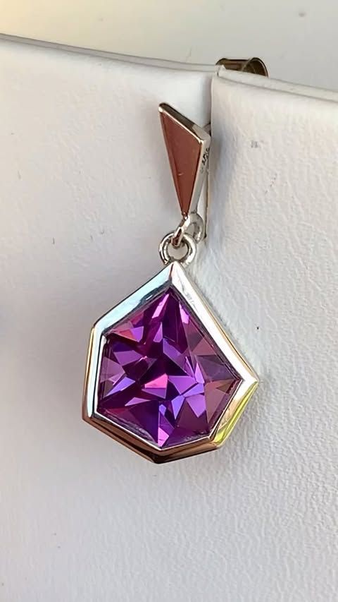 ᴬᵀᵞᴾᴵᶜᴬᴸ SAPPHIRE EARRINGS