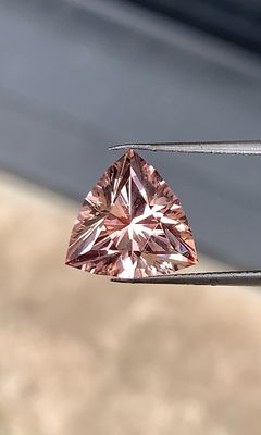 ᴬᵀᵞᴾᴵᶜᴬᴸ PEACH SAPPHIRE 5.79ct 🌱