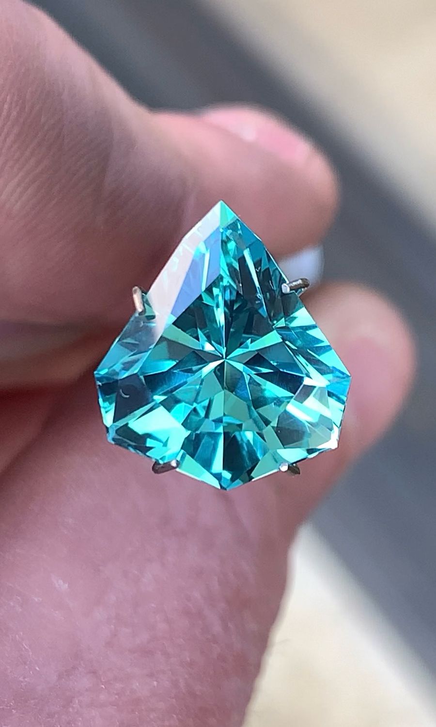 ᴬᵀᵞᴾᴵᶜᴬᴸ MALDIVES SAPPHIRE 10.25ct 🌱