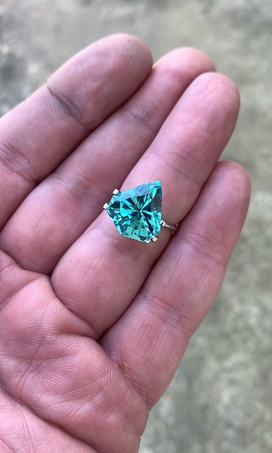 ᴬᵀᵞᴾᴵᶜᴬᴸ MALDIVES SAPPHIRE 10.25ct 🌱