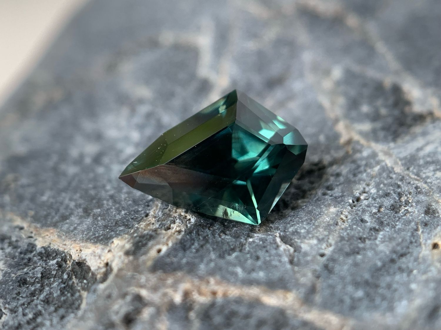 ᴬᵀᵞᴾᴵᶜᴬᴸ KENYAN SAPPHIRE 1.59ct