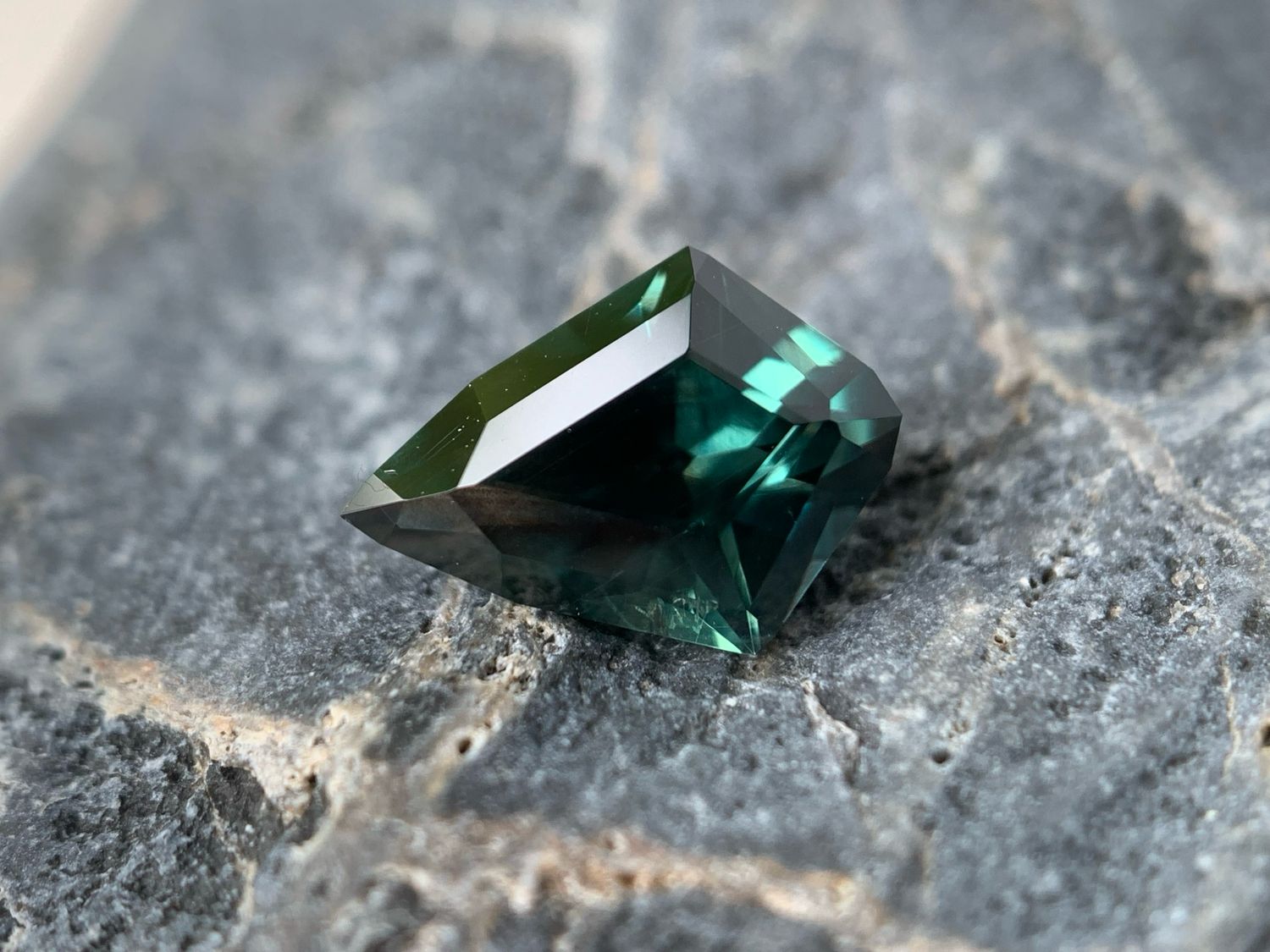 ᴬᵀᵞᴾᴵᶜᴬᴸ KENYAN SAPPHIRE 1.59ct