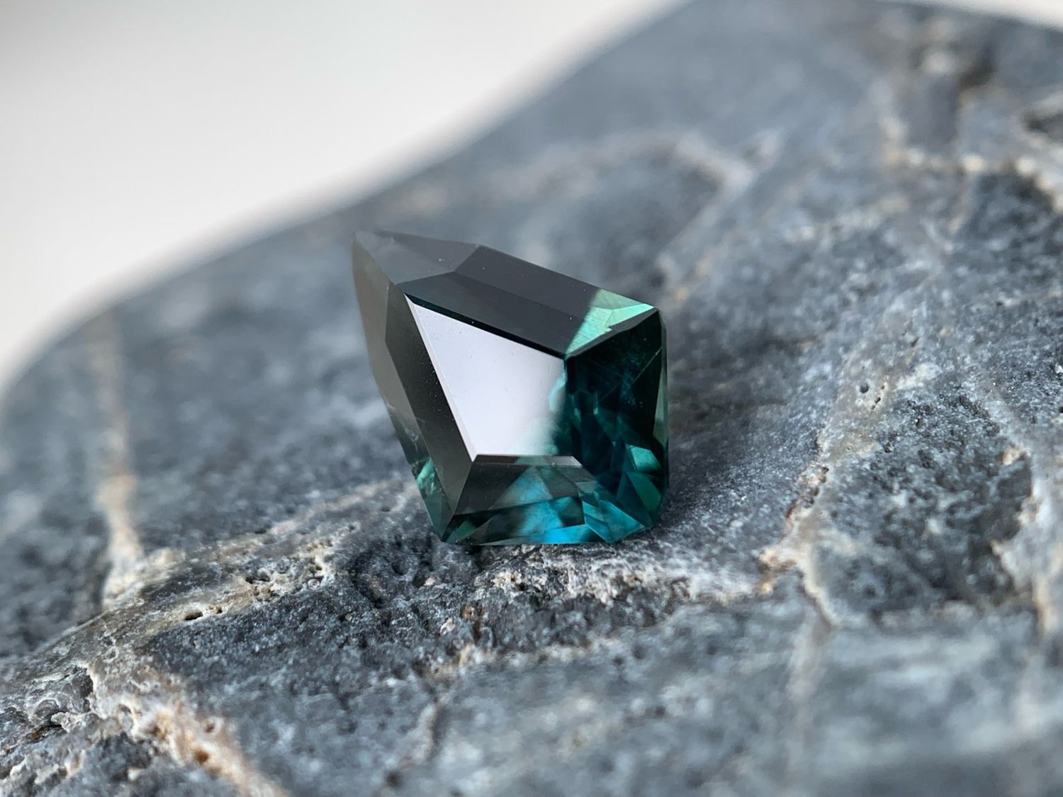 ᴬᵀᵞᴾᴵᶜᴬᴸ KENYAN SAPPHIRE 1.59ct