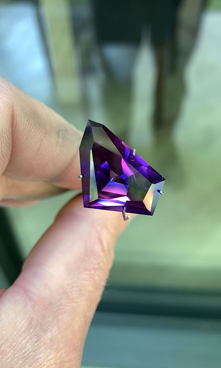 ᴬᵀᵞᴾᴵᶜᴬᴸ ULTRA VIOLET SAPPHIRE 20.44ct 🌱