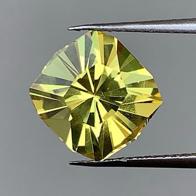 ᴬᵀᵞᴾᴵᶜᴬᴸ LIVELY YELLOW SAPPHIRE 3.29ct🌱