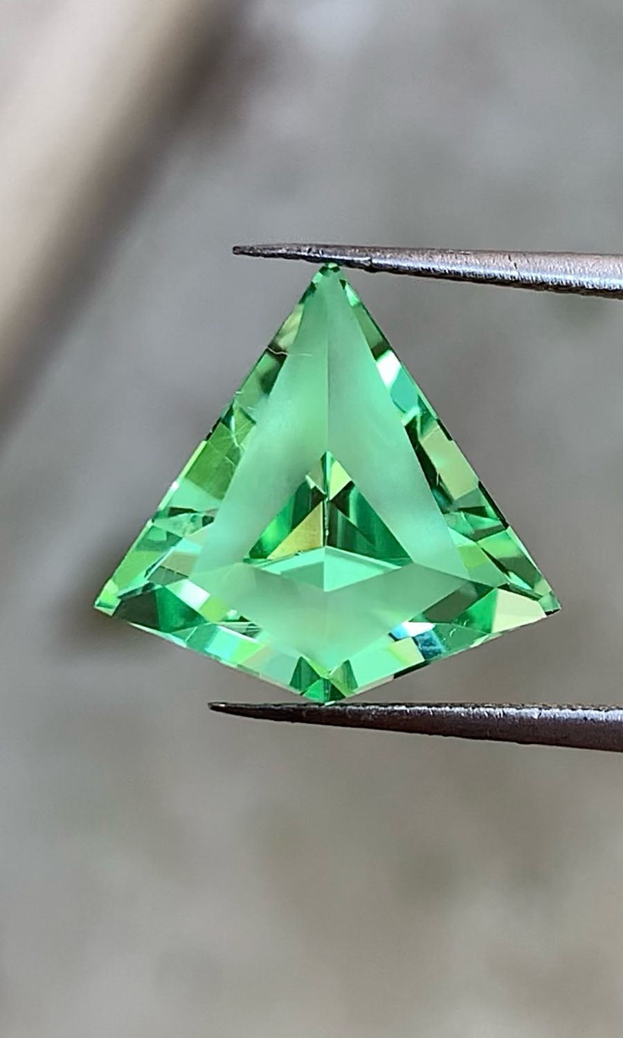 ᴬᵀᵞᴾᴵᶜᴬᴸ MINT SAPPHIRE 7.15ct 🌱