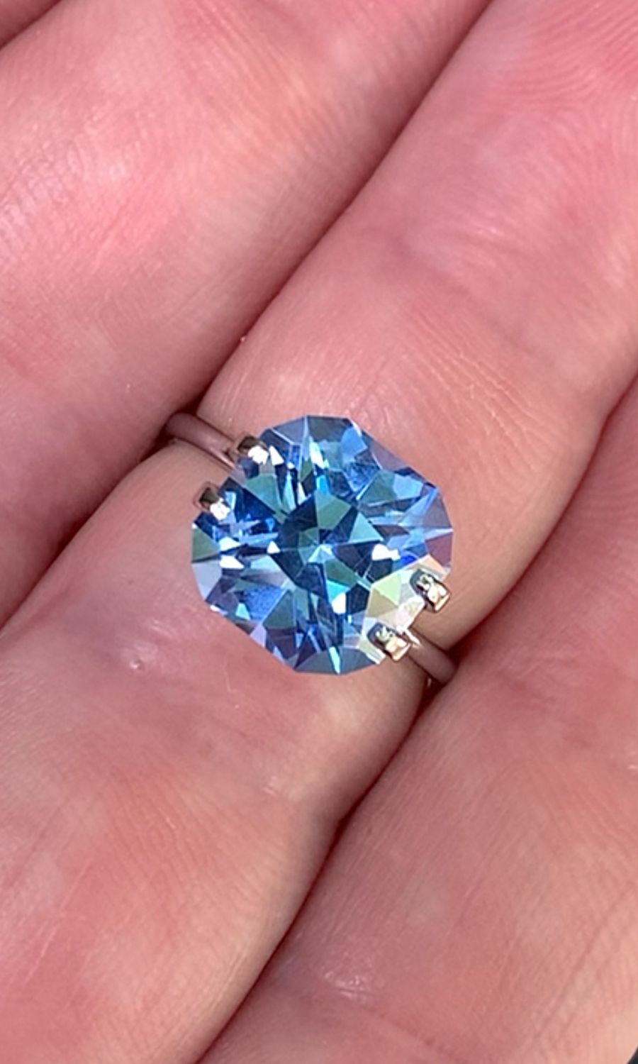 ᴬᵀᵞᴾᴵᶜᴬᴸ BLUE SPINEL 5.96ct🌱