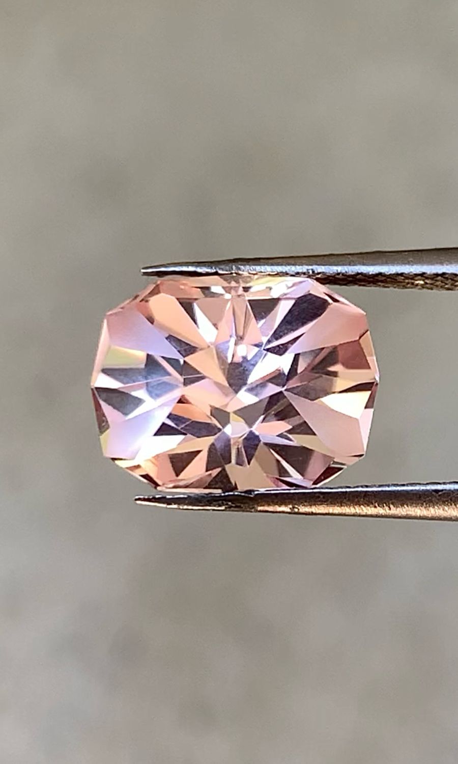 ᴬᵀᵞᴾᴵᶜᴬᴸ PADPARADSCHA SAPPHIRE 4.15ct 🌱
