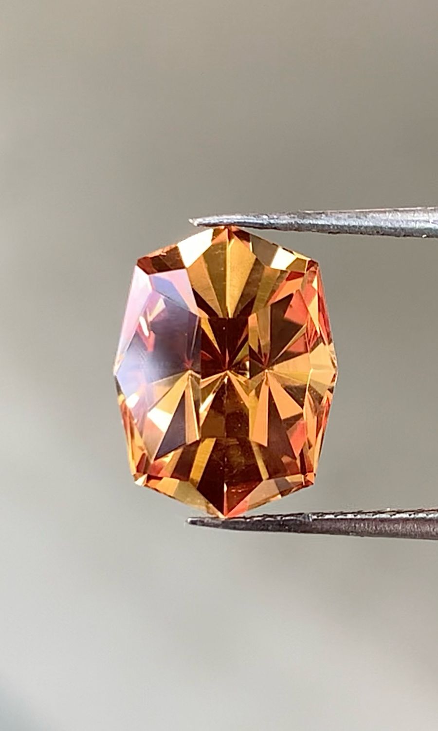 ᴬᵀᵞᴾᴵᶜᴬᴸ ORANGE SAPPHIRE 3.81ct 🌱