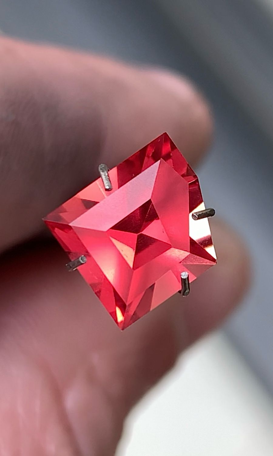 ᴬᵀᵞᴾᴵᶜᴬᴸ FIRE SAPPHIRE 3.95ct 🌱