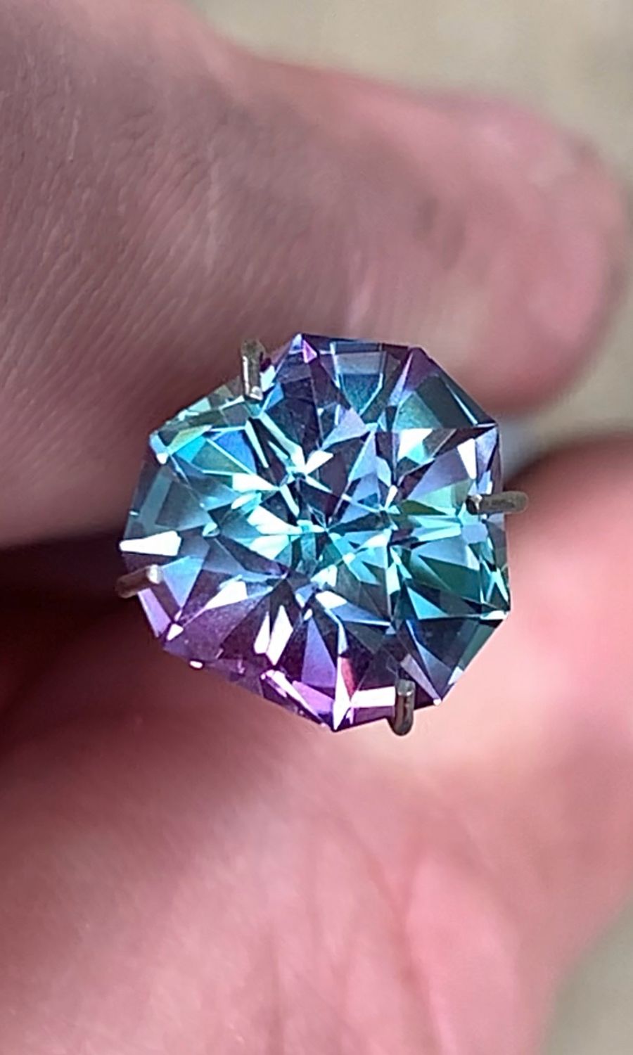 ᴬᵀᵞᴾᴵᶜᴬᴸ BI-COLOR SAPPHIRE 4.17ct 🌱