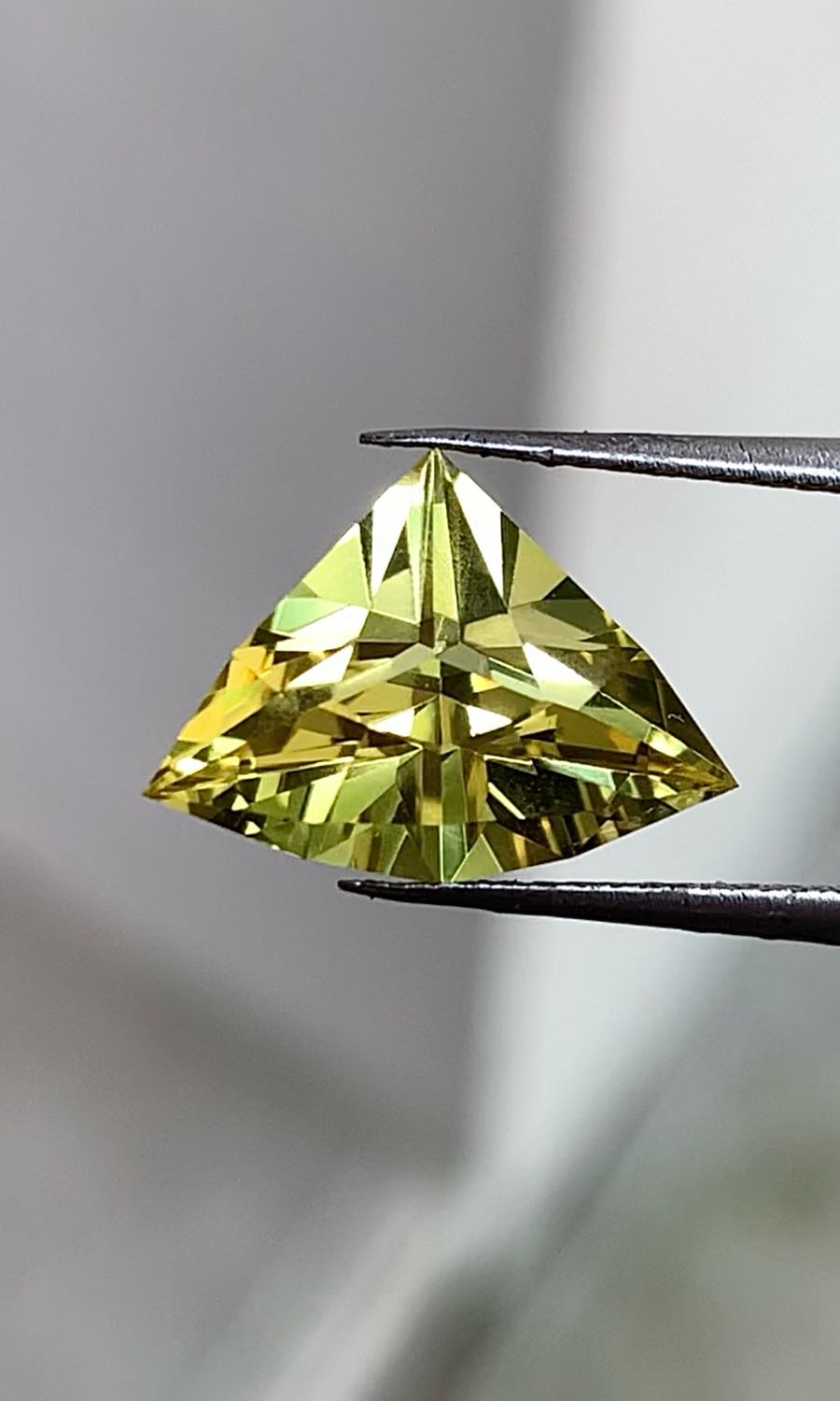 ᴬᵀᵞᴾᴵᶜᴬᴸ LIVELY YELLOW SAPPHIRE 3.56ct 🌱