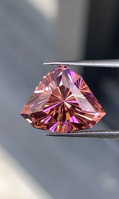 ᴬᵀᵞᴾᴵᶜᴬᴸ COLOR CHANGE PADPARADSCHA ERBIUM YAG LASER 7.11ct 🌱