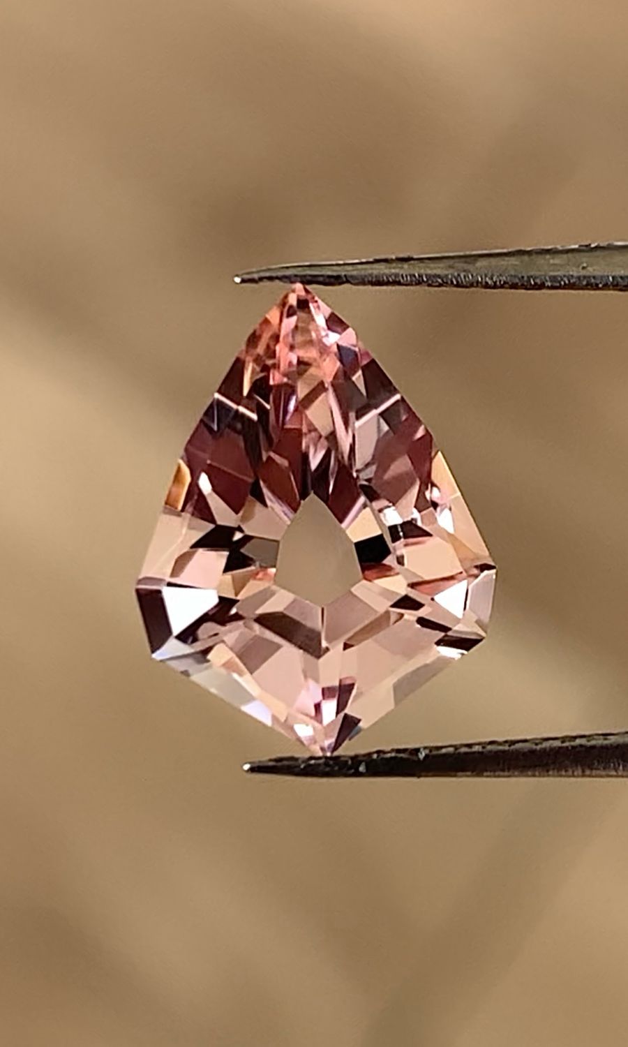 ᴬᵀᵞᴾᴵᶜᴬᴸ PEACH SAPPHIRE 3.05ct 🌱