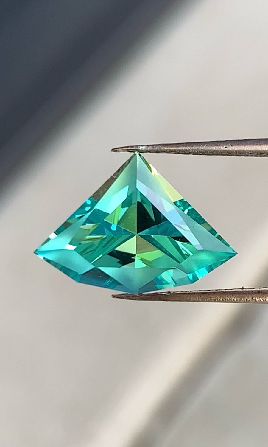 ᴬᵀᵞᴾᴵᶜᴬᴸ CARIBBEAN SAPPHIRE 6.04ct 🌱