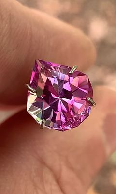 ᴬᵀᵞᴾᴵᶜᴬᴸ FUCHSIA SAPPHIRE 4.55ct 🌱