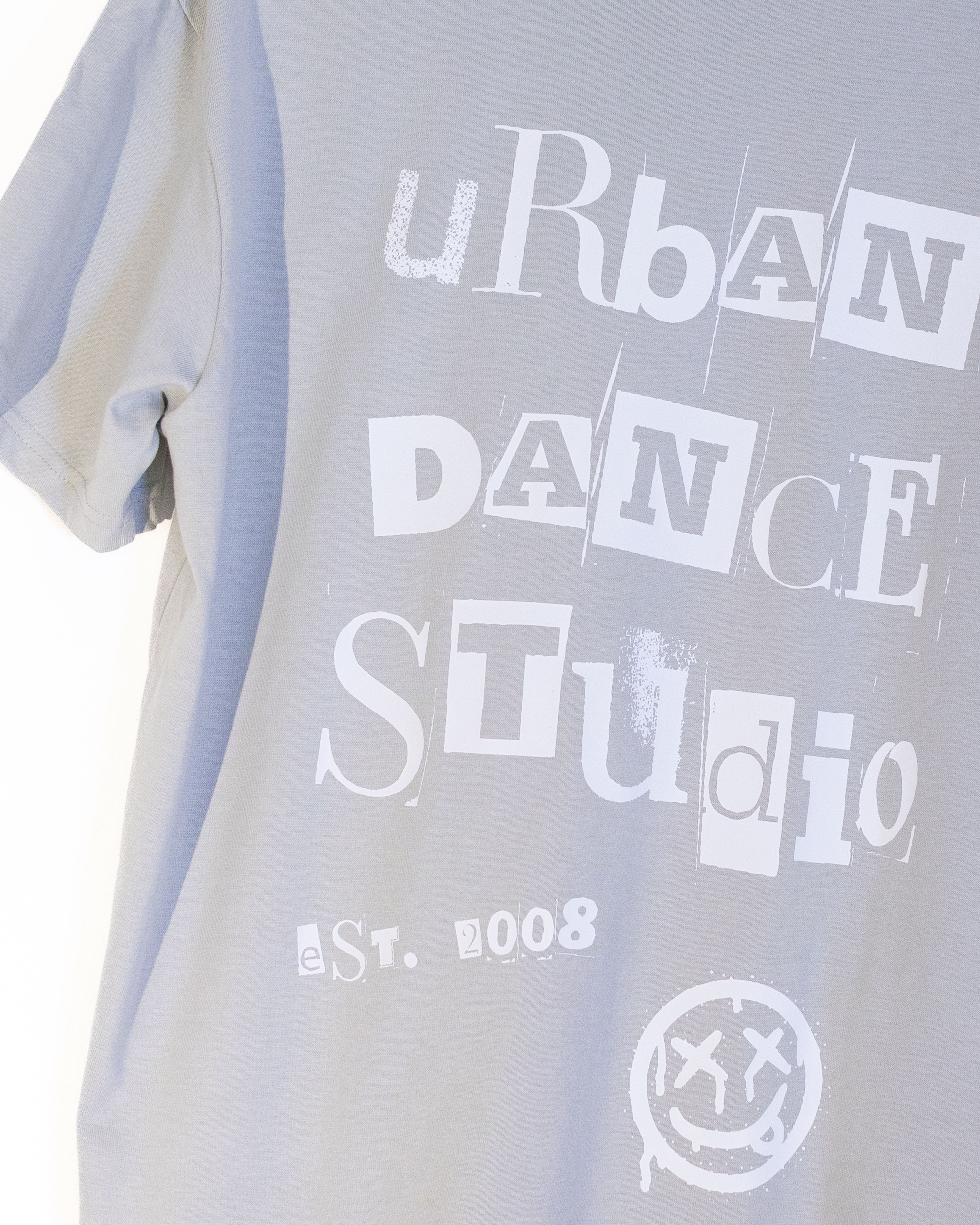 Est.2008 shirt Light Grey Adults