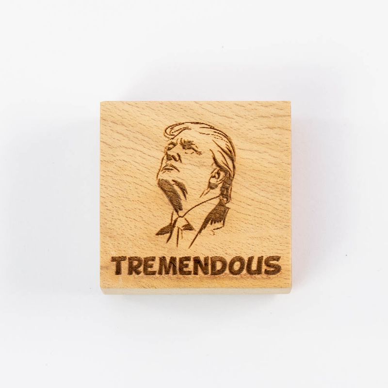Tremendous stempel