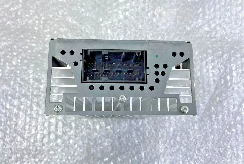 OEM BMW HiFi Audio Amplifier