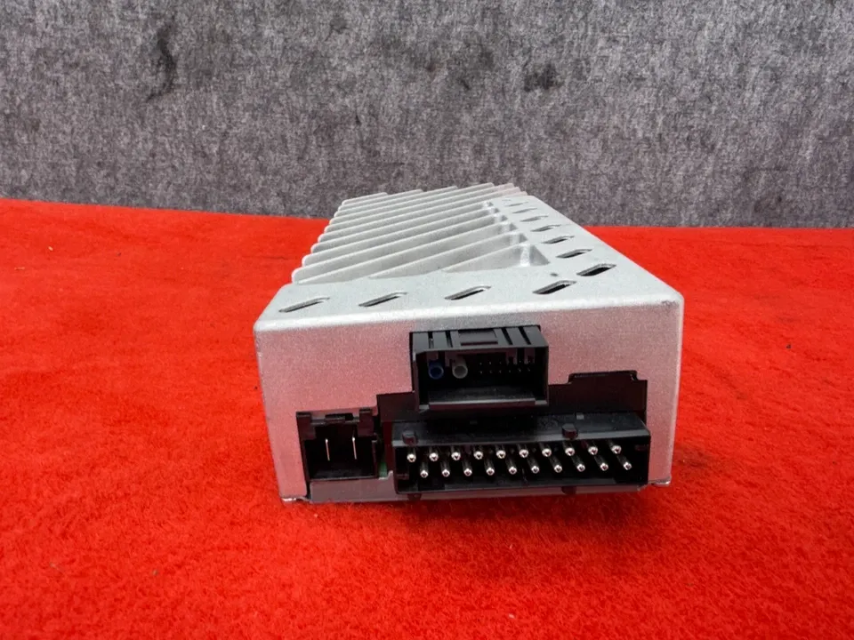 BMW HARMAN KARDON AUDIO AMPLIFIER OEM