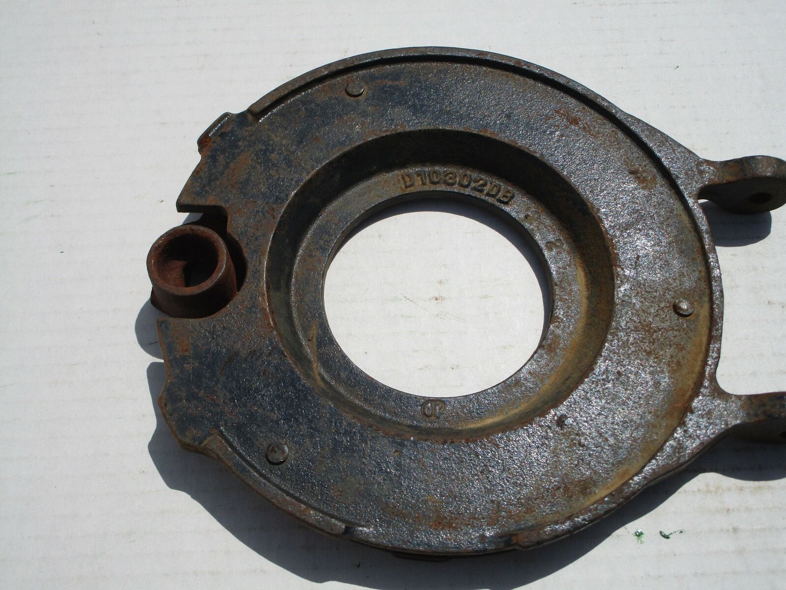 Deere Part # B27053B Filler Ring & Part # D10302DB Floor Plate for 71 Planter
