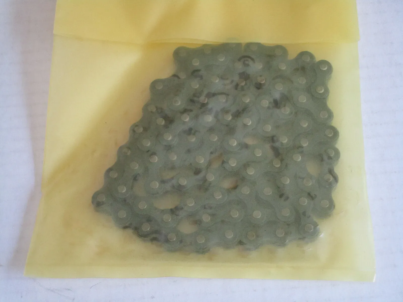 John Deere Part # AB16320 Drive chain for 71 flex Planter