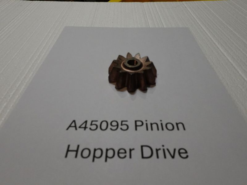 John Deere Part # A45095 Ring Gear & Pinion for 71 Planters