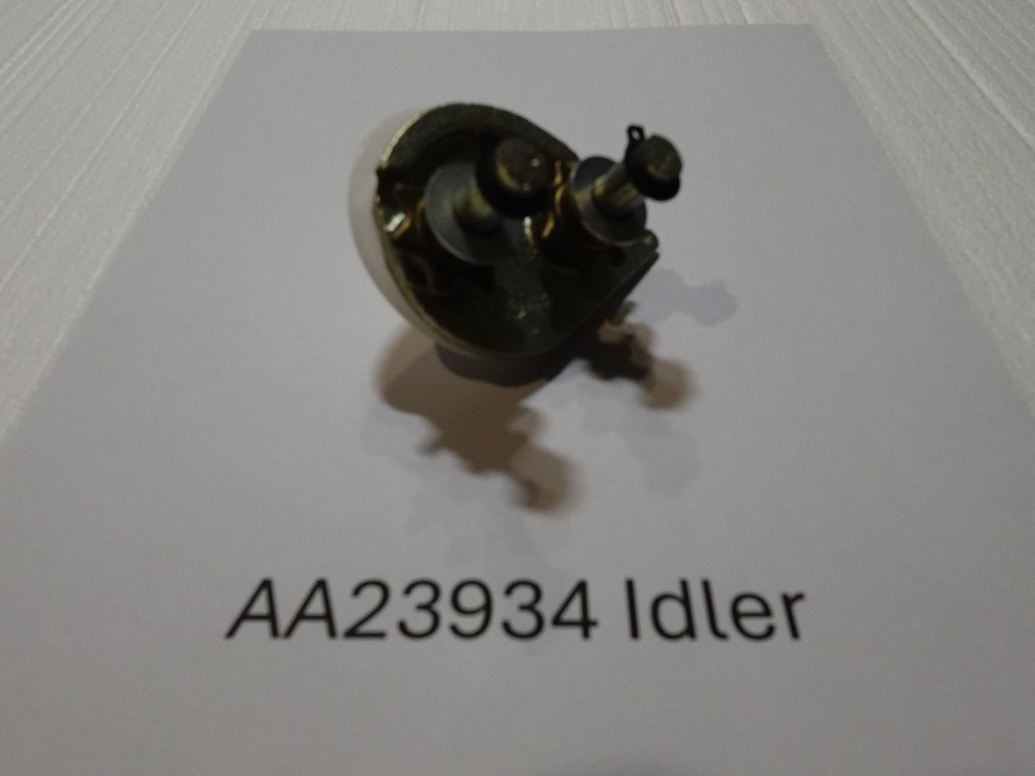John Deere Part #AA23934 Drive Chain Idler Assembly for John Deere 71 Planters John Deere Part #AA23934 Drive Chain Idler Assembly for John Deere 71 Planters