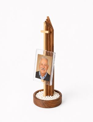 Dunkelbraun