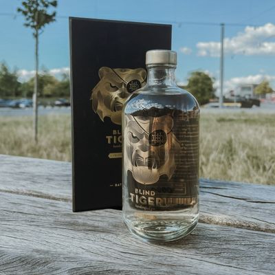 Blind Tiger Liquid Gold gin
