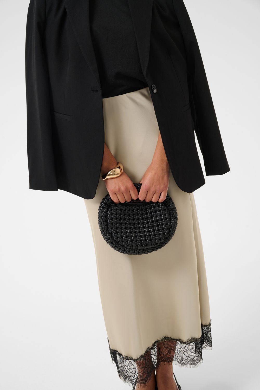 KAhilll Lace Skirt