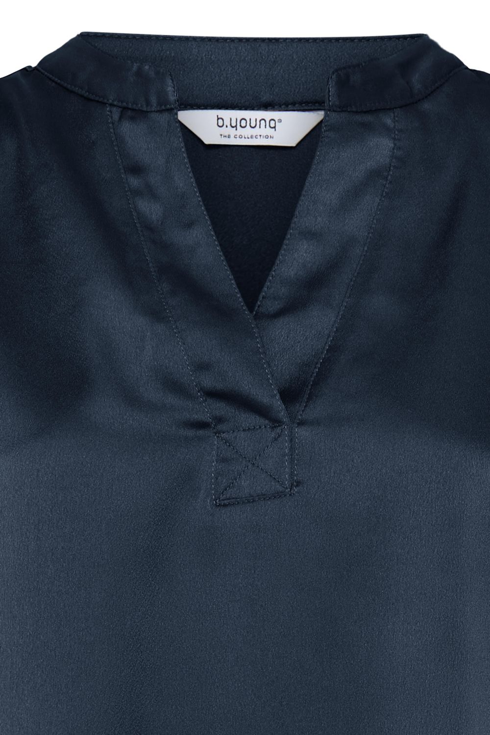 BYSELITA V PLACKET NECK