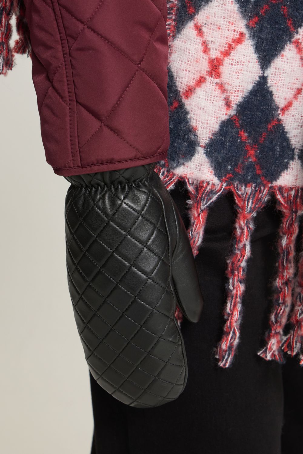 IAMARTINA MITTEN