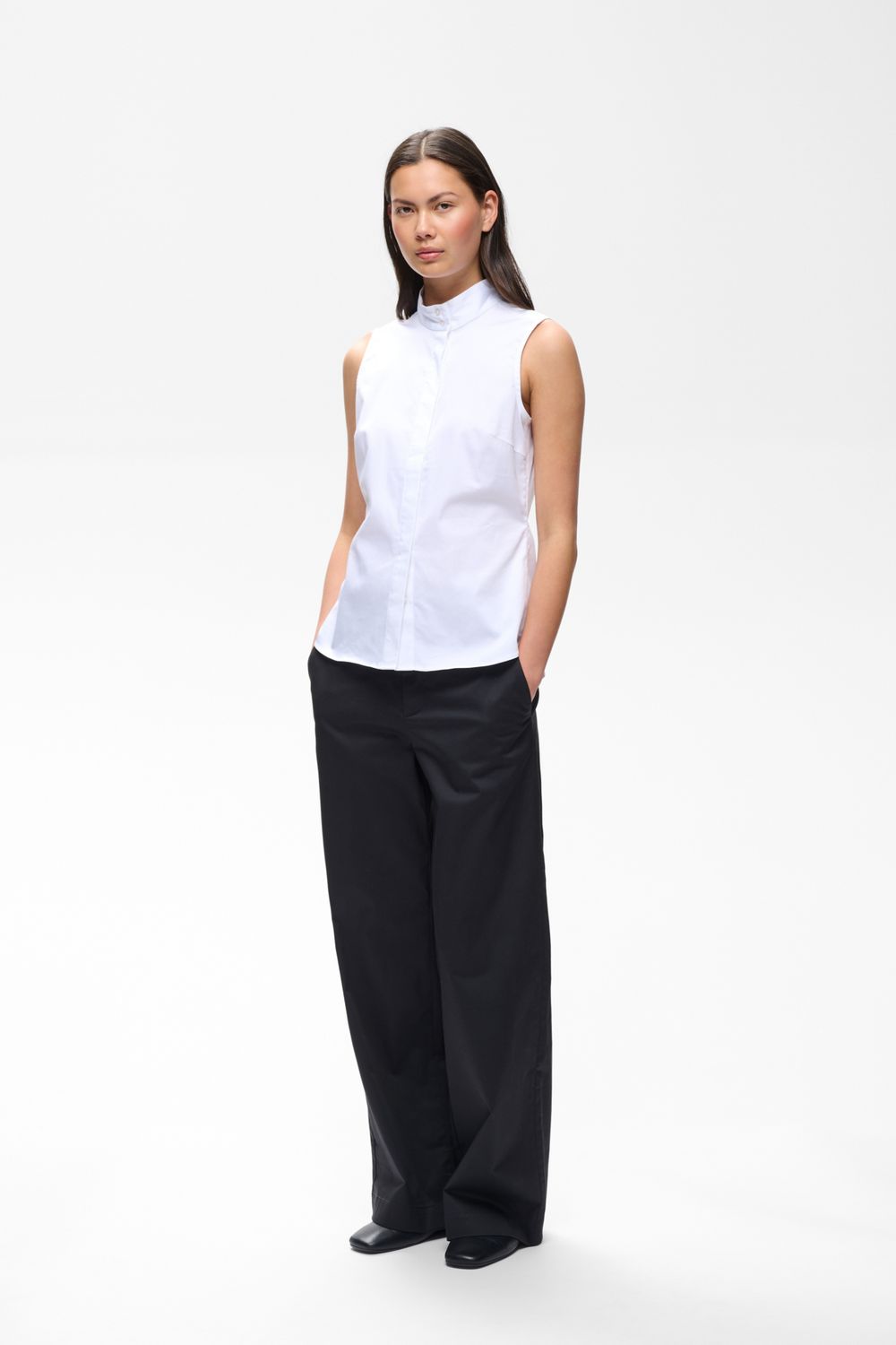 BELINAIW SLEEVELESS SHIRT