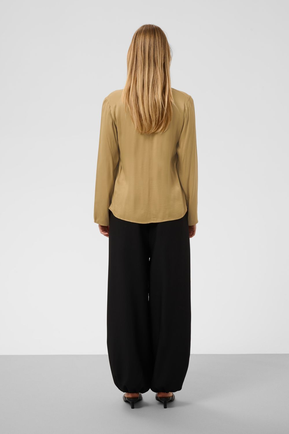 SLNadeya Blouse LS