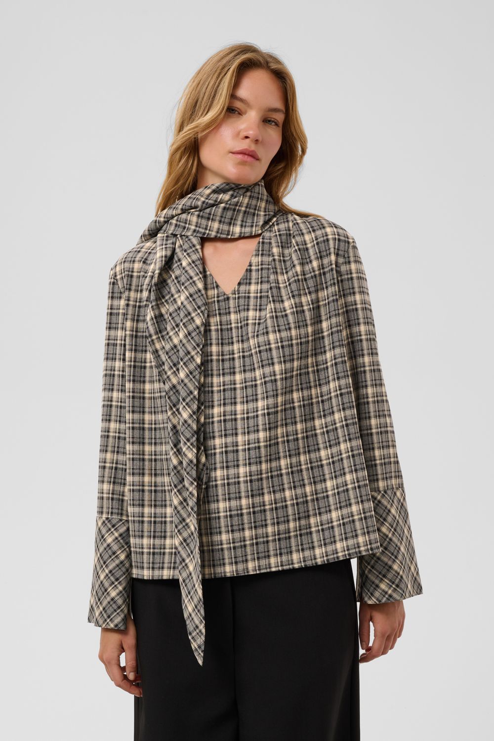 SLShiba Blouse