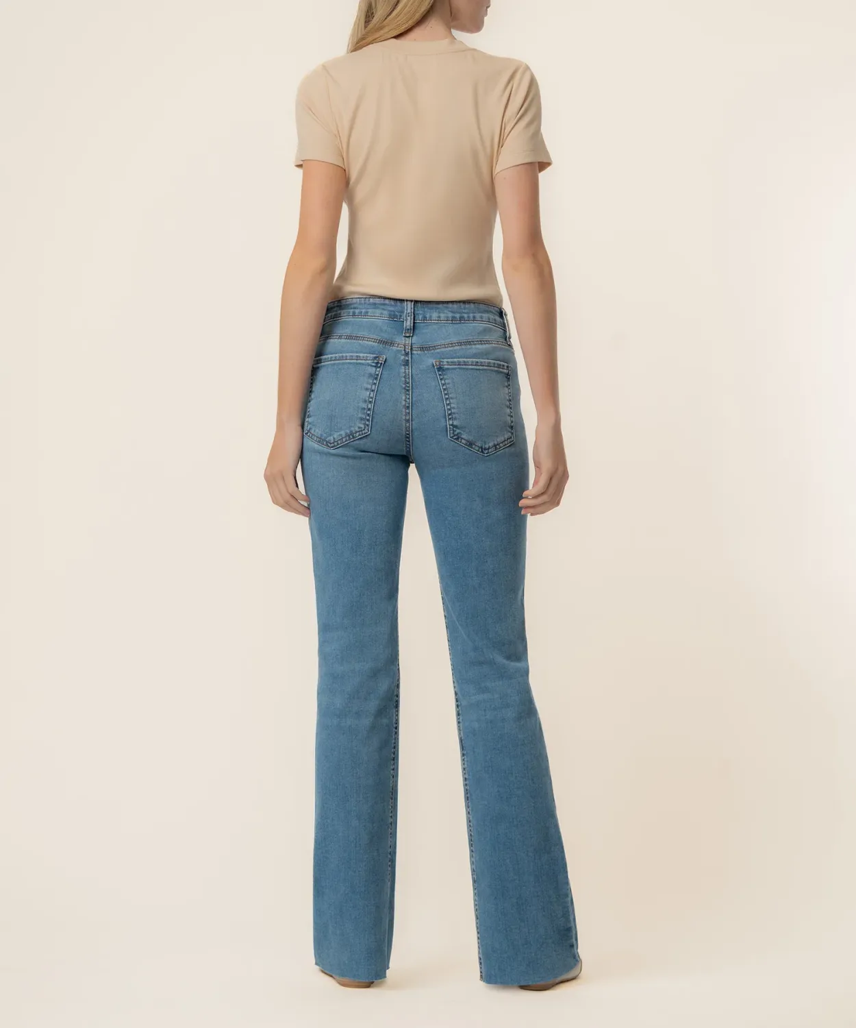 KELLY HIGH RISE FAB AB KICK FLARE INSET LEG