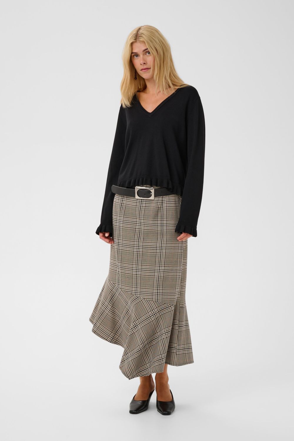 CUclare Annemarie Frill Vneck