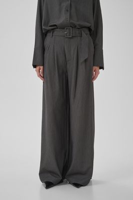 23 THE PINSTRIPED HIGH PANT