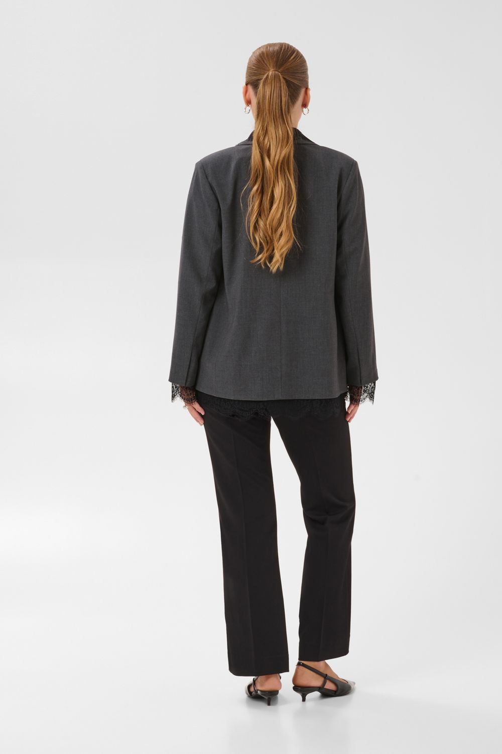 KArielle Blazer
