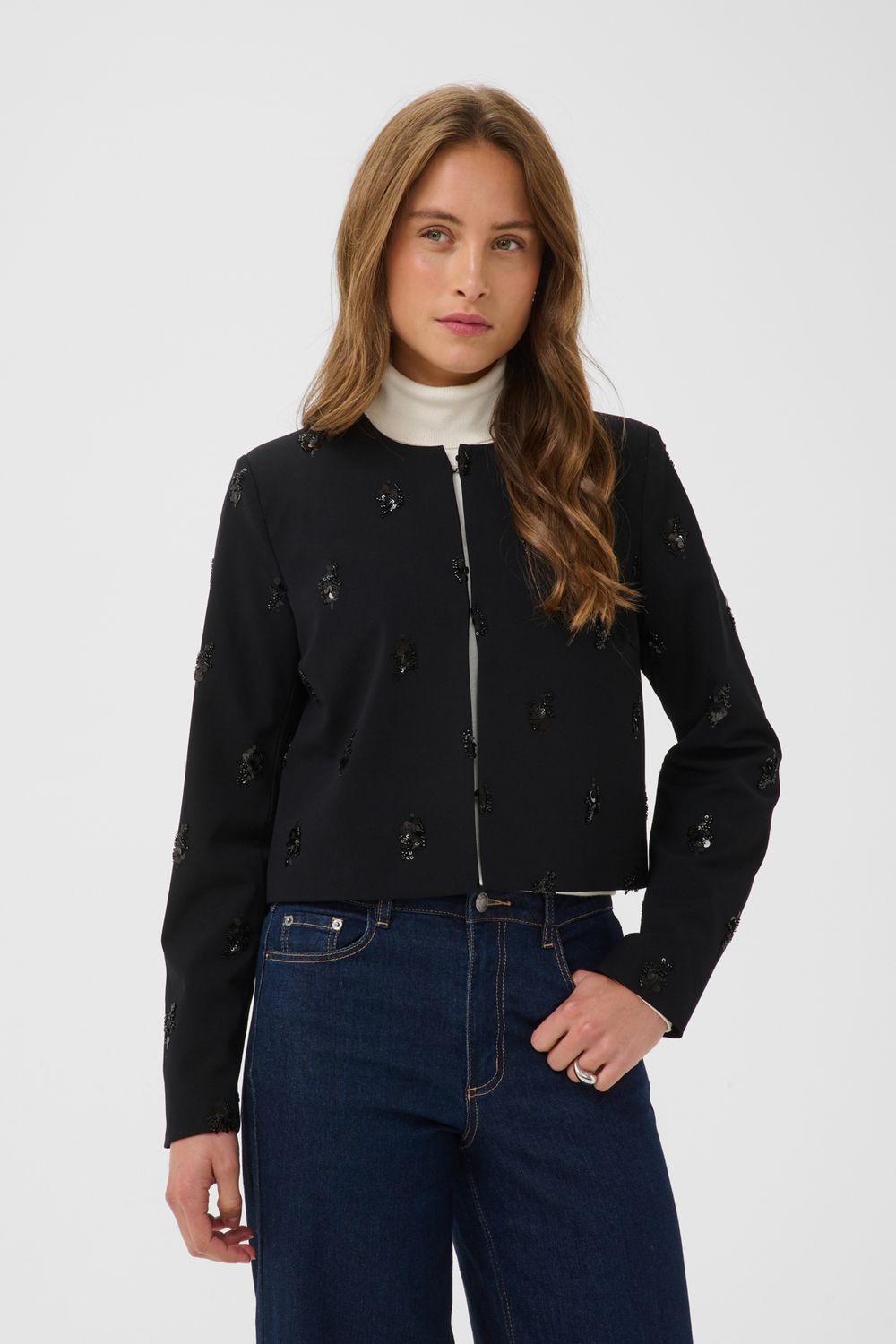 KAvally Cropped Blazer