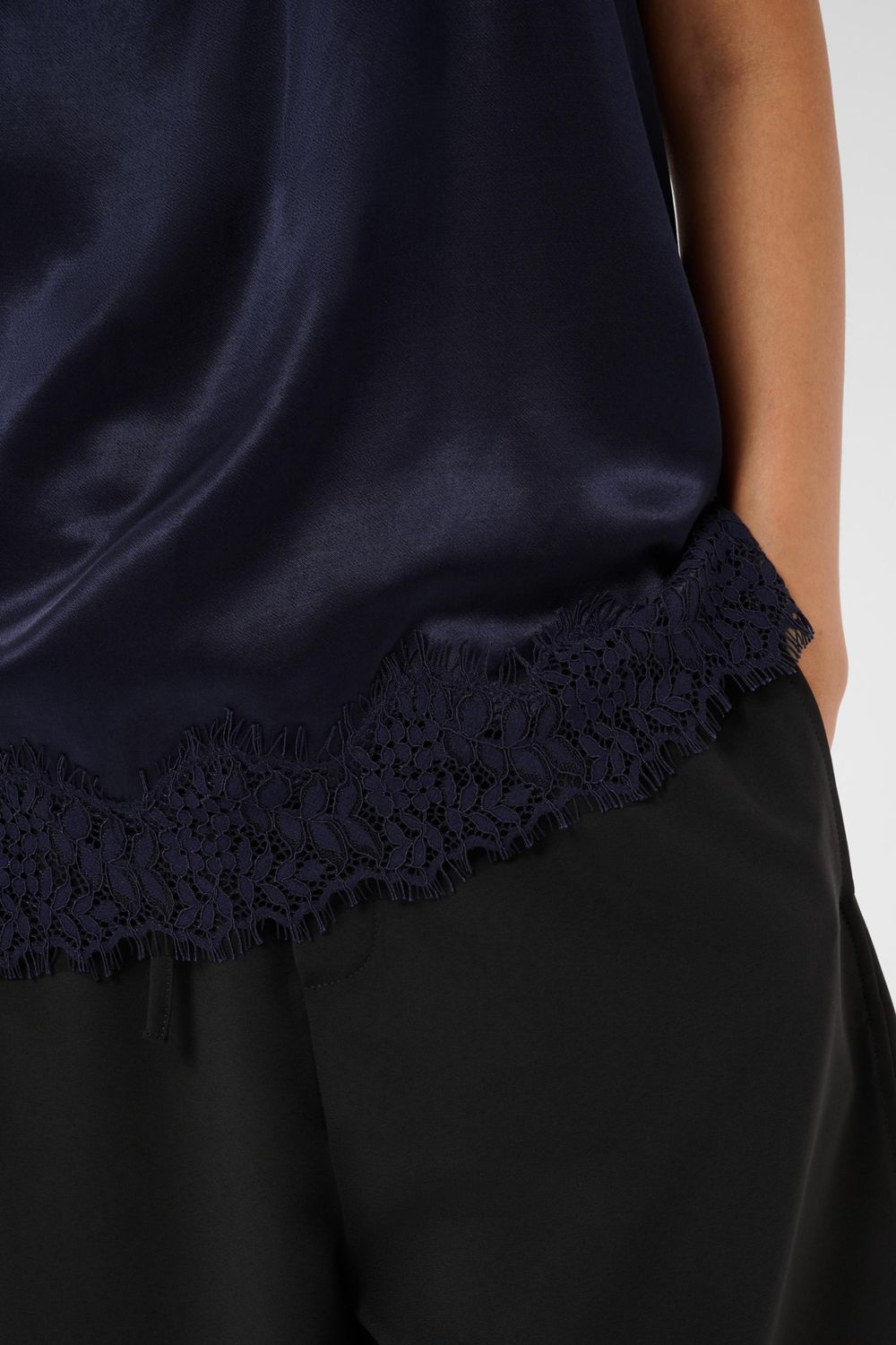 DelennPW Top