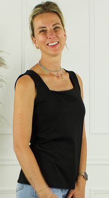 Top Lina