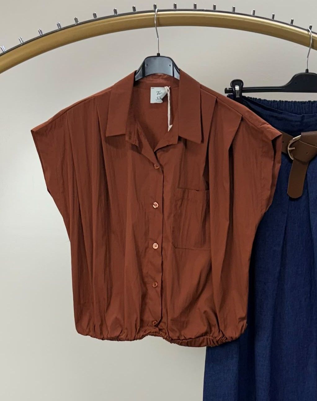Blouse cognac