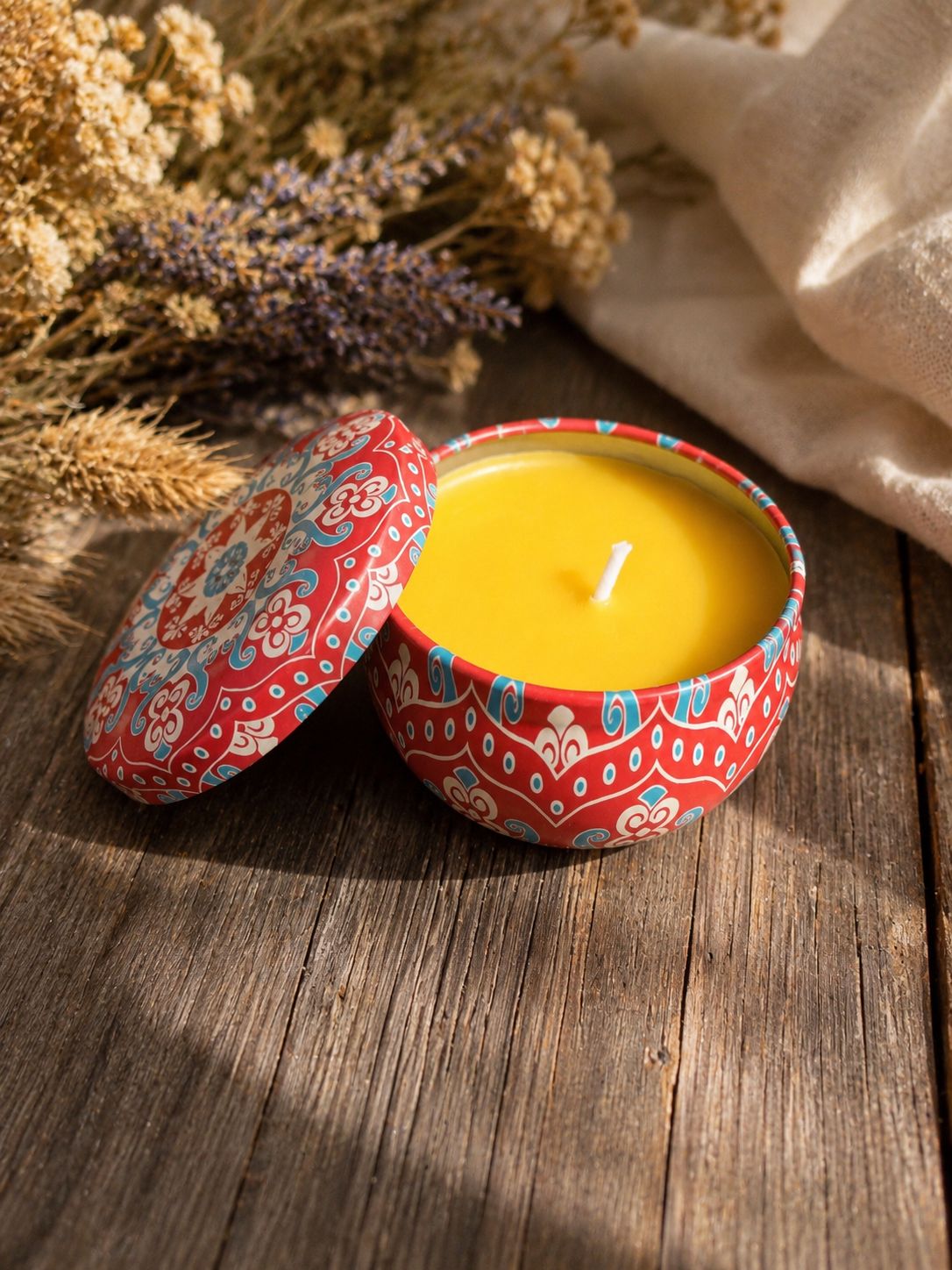 Vintage blikjes met bijenwas kaars